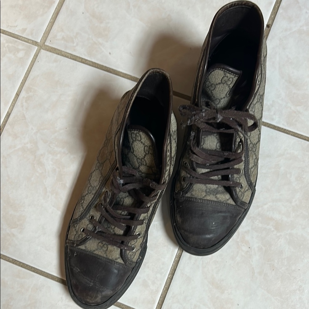Gucci Brown Boat Shoes Elegant Design
